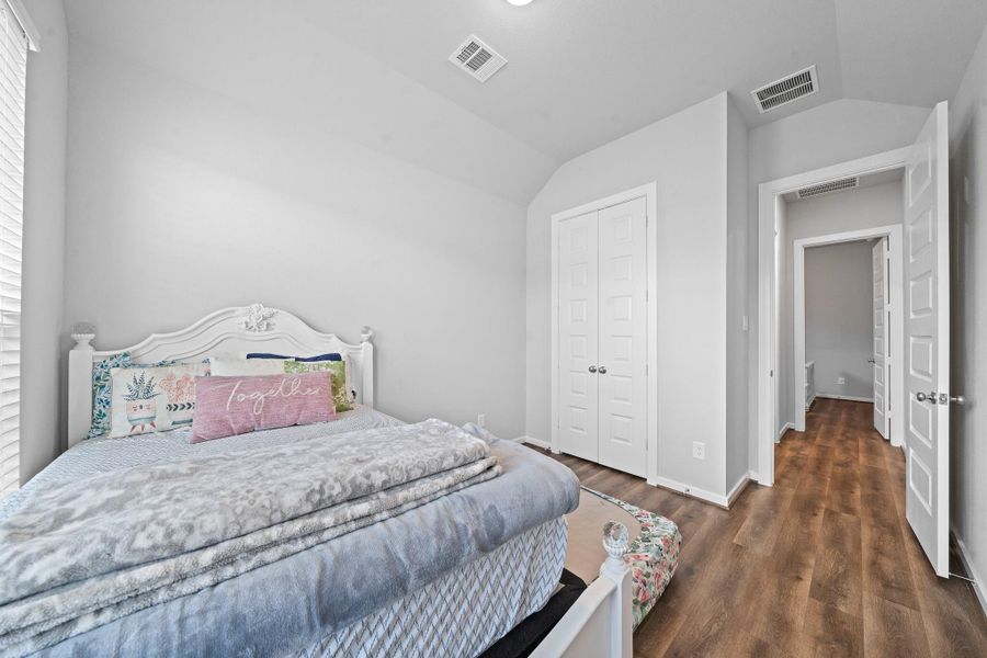 Furnished interior view inside a new home in Marvida 45', Cypress (Image 26). Furnished interior view inside a new home in Marvida 45', Cypress (Image 26).