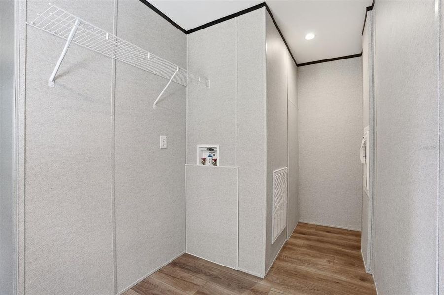 Spacious, unfurnished interior of a new home in , Ocala (Image 18).