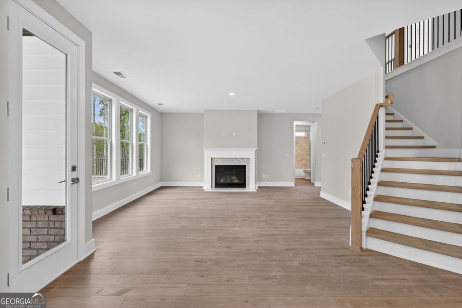 Spacious, unfurnished interior of a new home in The Manor at Gainesville Township, Gainesville (Image 36).
