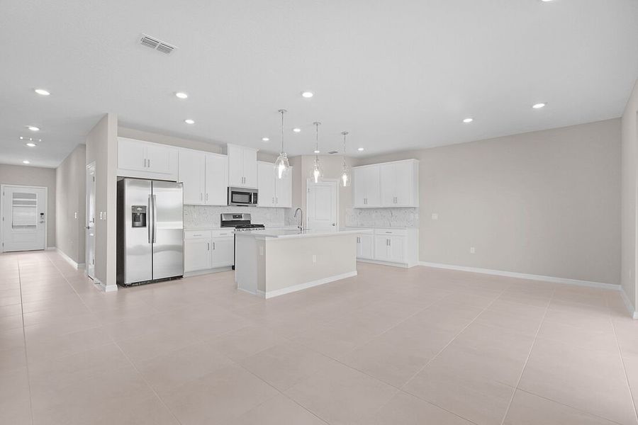 Spacious, unfurnished interior of a new home in Cherry Elm at SilverLeaf, St. Augustine (Image 23).