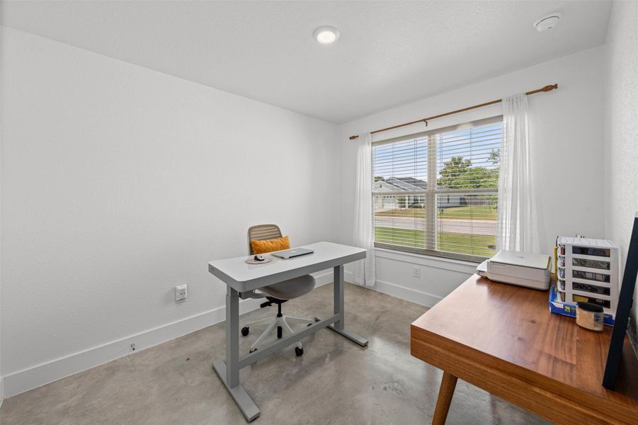 Furnished interior view inside a new home in , Troy (Image 17).