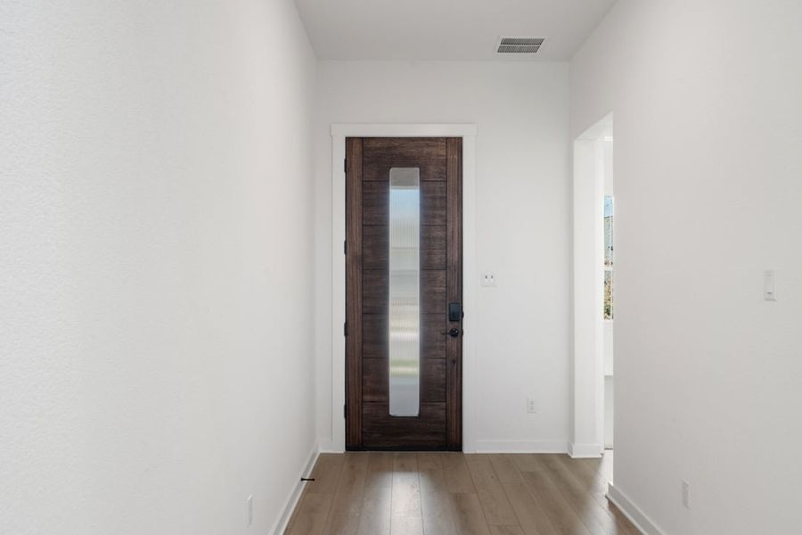 Spacious, unfurnished interior of a new home in Arbor Collection At Wolf Ranch, Georgetown (Image 15).