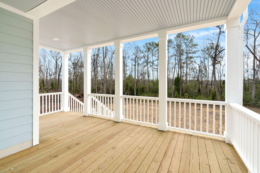 Exterior details and patio area of a home in , Moncks Corner (Image 4).