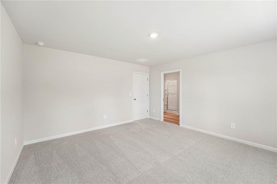 Spacious, unfurnished interior of a new home in Manning Mill, Adairsville (Image 41). Spacious, unfurnished interior of a new home in Manning Mill, Adairsville (Image 41).
