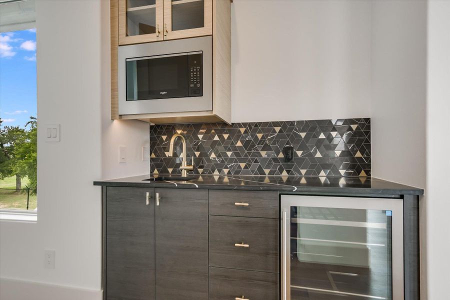 Close-up of interior finishes inside a home in , Horseshoe Bay (Image 20).