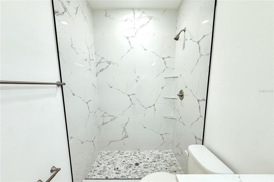 Image 43 of a home in .