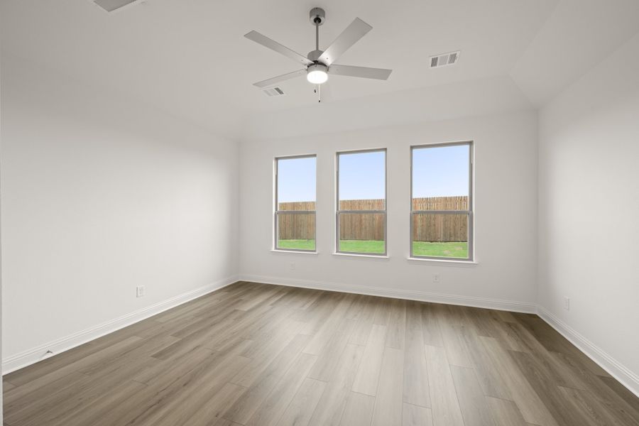 Spacious, unfurnished interior of a new home in Vista Point, Grandview (Image 25). Spacious, unfurnished interior of a new home in Vista Point, Grandview (Image 25).