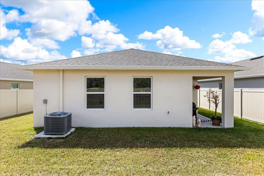 Exterior details and patio area of a home in Concorde, Sanford (Image 22).
