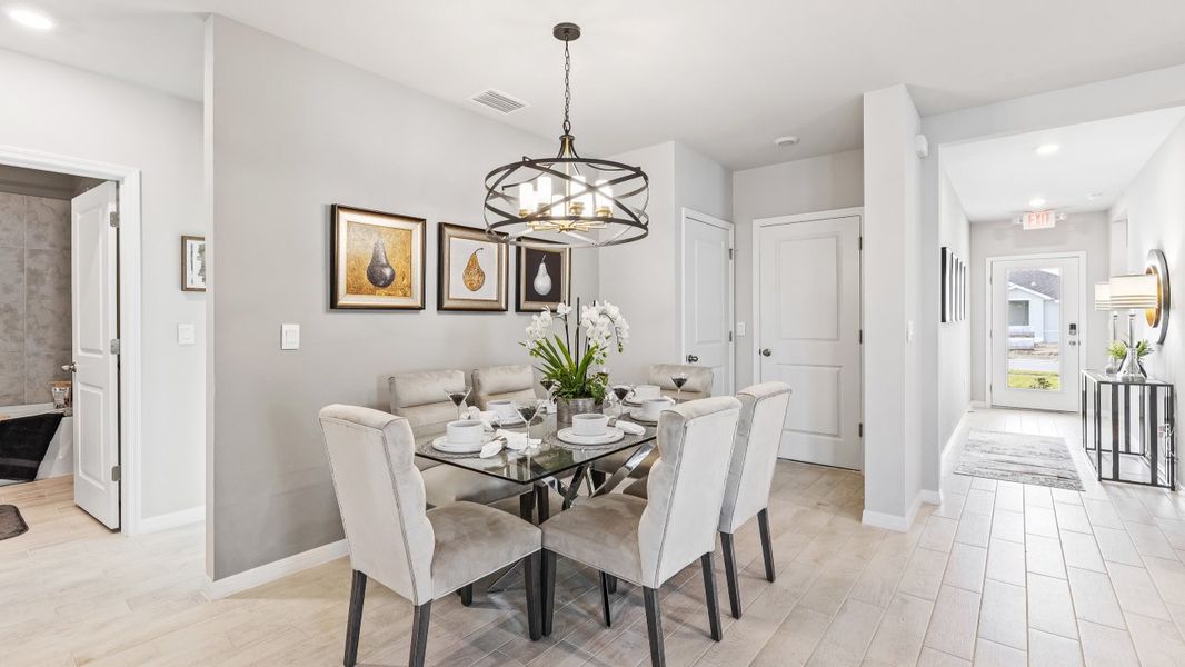 Representative furnished interior of a home built from the Lakeside by D.R. Horton in Hemingway Pointe, Fort Myers (Image 9).