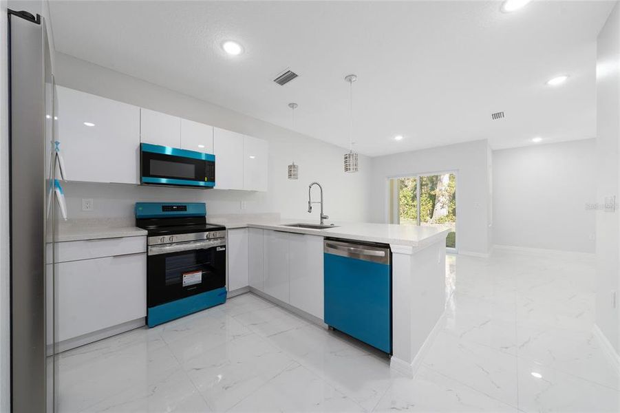 Furnished interior view inside a new home in , Eustis (Image 7).