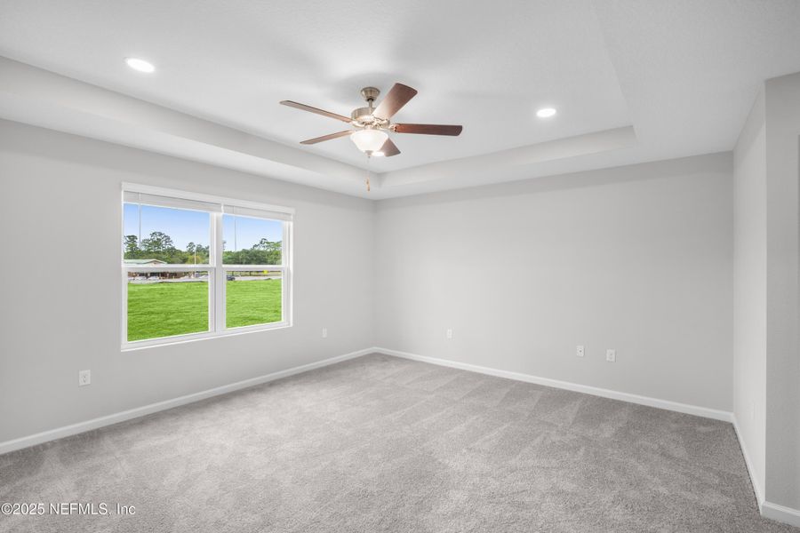 Spacious, unfurnished interior of a new home in , Jacksonville (Image 12).