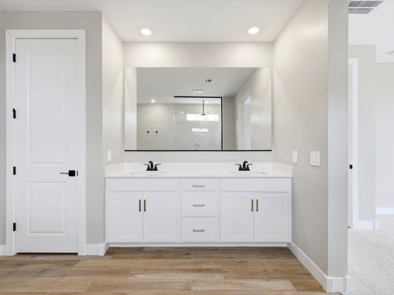 Furnished interior view inside a new home in White Tank Foothills Signature Series, Waddell (Image 8). Furnished interior view inside a new home in White Tank Foothills Signature Series, Waddell (Image 8).