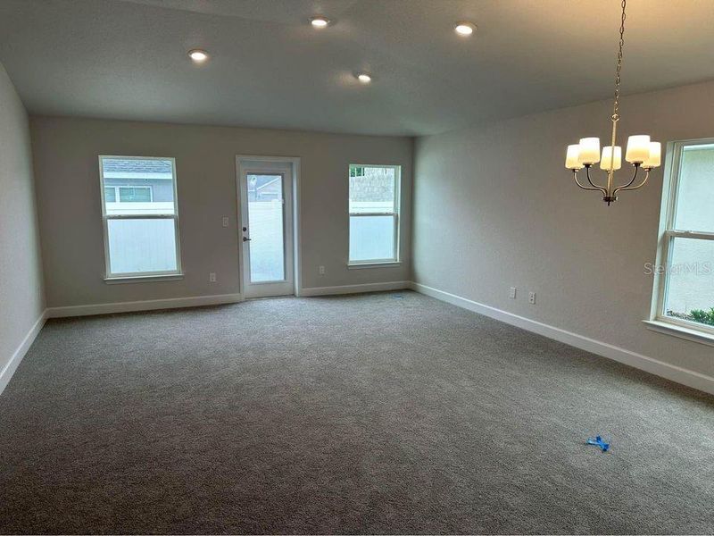 Spacious, unfurnished interior of a new home in , Ocala (Image 10).