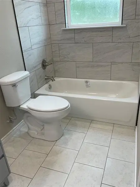 Furnished interior view inside a new home in , Brownwood (Image 4).