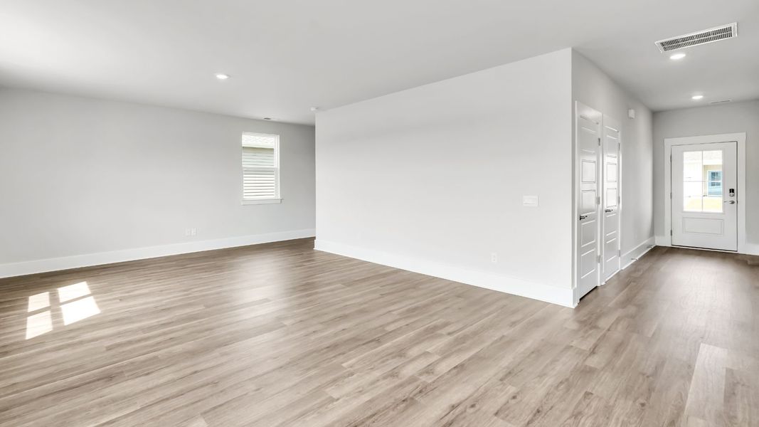 Spacious, unfurnished interior of a new home in Driftwood, Richlands (Image 17).