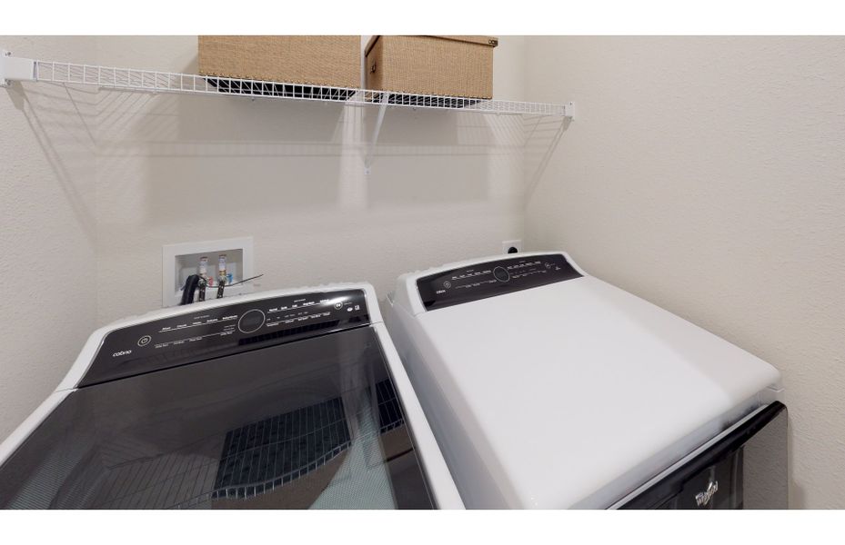 Representative interior finishes for a home built from the Mystique Grand by Pulte Homes in Tohoqua Reserve, Kissimmee (Image 20). Representative interior finishes for a home built from the Mystique Grand by Pulte Homes in Tohoqua Reserve, Kissimmee (Image 20).