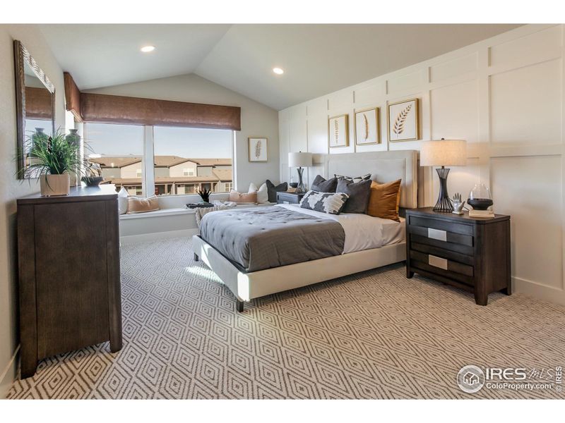 EXAMPLE PHOTO: MASTER BEDROOM