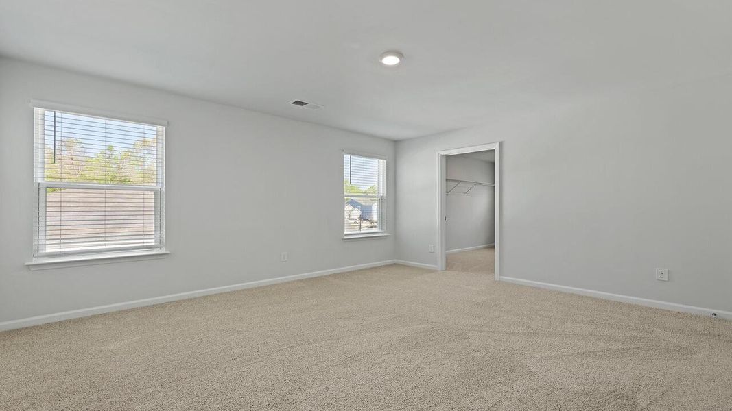 Spacious, unfurnished interior of a new home in Lakeview at Kitfield, Moncks Corner (Image 23).