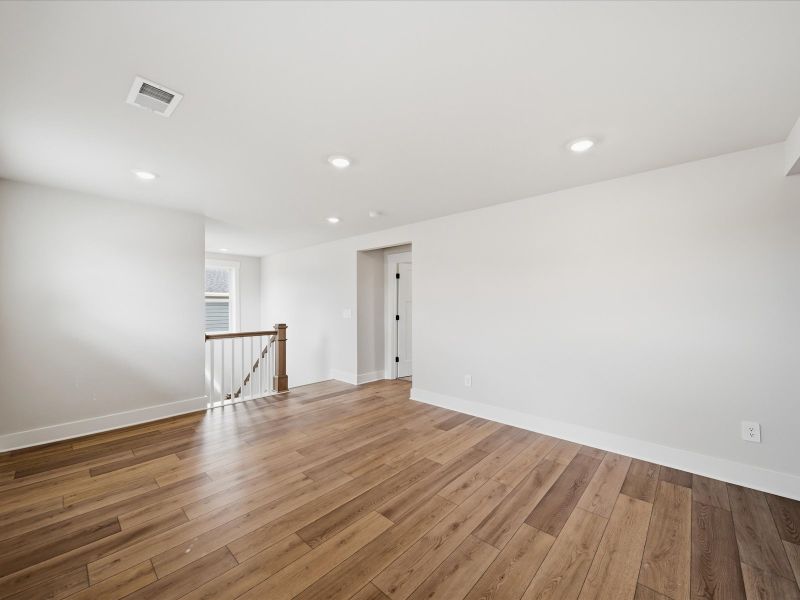 Spacious, unfurnished interior of a new home in Ashby Woods, Boiling Springs (Image 13). Spacious, unfurnished interior of a new home in Ashby Woods, Boiling Springs (Image 13).