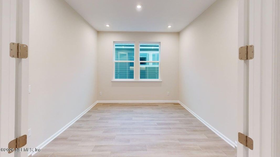 Spacious, unfurnished interior of a new home in RiverTown, St. Johns (Image 6). Spacious, unfurnished interior of a new home in RiverTown, St. Johns (Image 6).