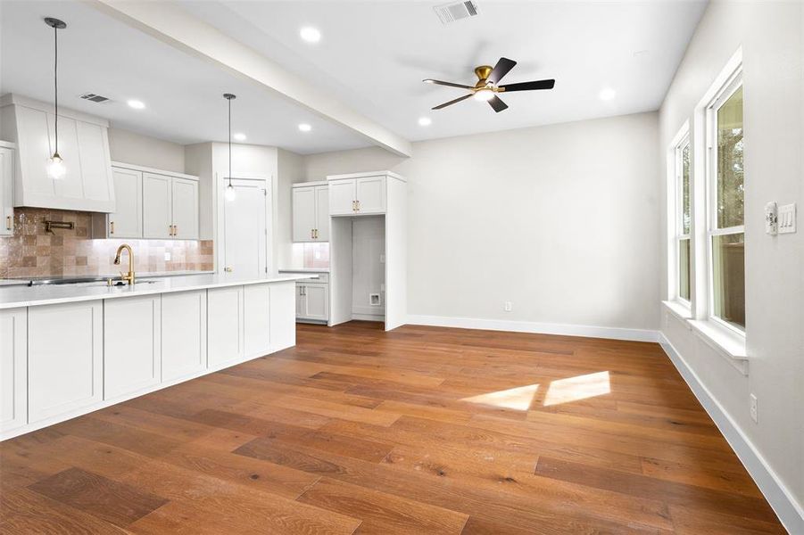 Spacious, unfurnished interior of a new home in , North Richland Hills (Image 22).