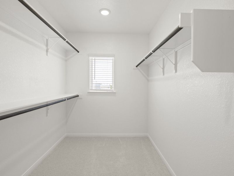 Spacious, unfurnished interior of a new home in Cool Water at Sonterra, Jarrell (Image 32).