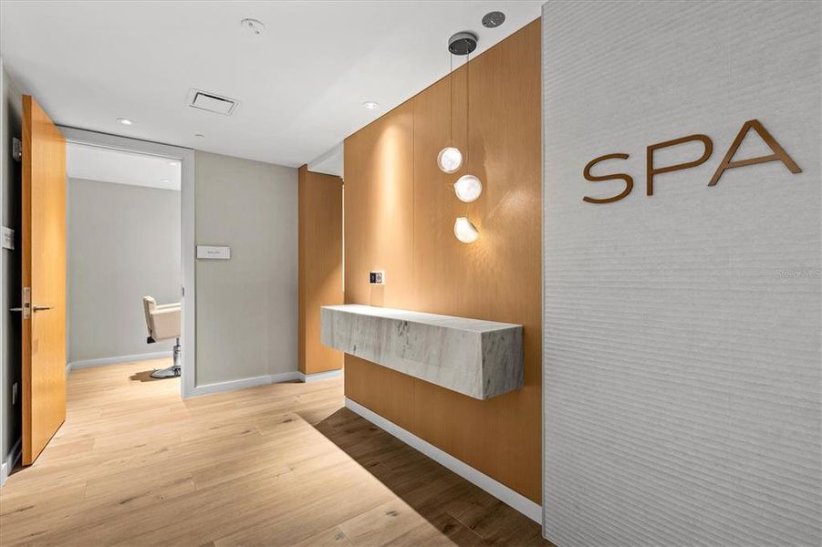 Furnished interior view inside a new home in , Clearwater (Image 9).