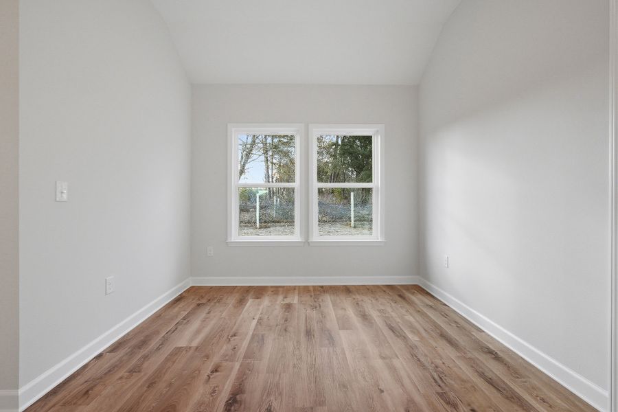 Spacious, unfurnished interior of a new home in Barton's Bend, Crestview (Image 17). Spacious, unfurnished interior of a new home in Barton's Bend, Crestview (Image 17).