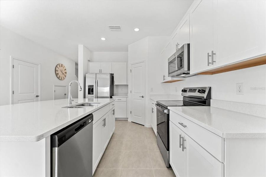 Furnished interior view inside a new home in , Sarasota (Image 40).