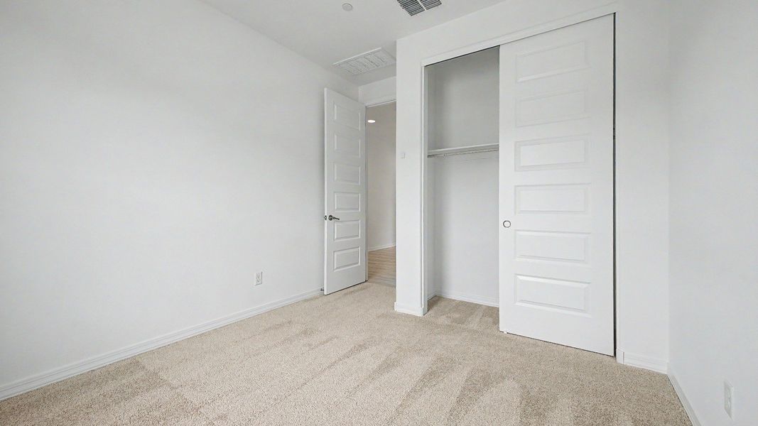Furnished interior view inside a new home in The Villas at Mystic, Peoria (Image 24). Furnished interior view inside a new home in The Villas at Mystic, Peoria (Image 24).