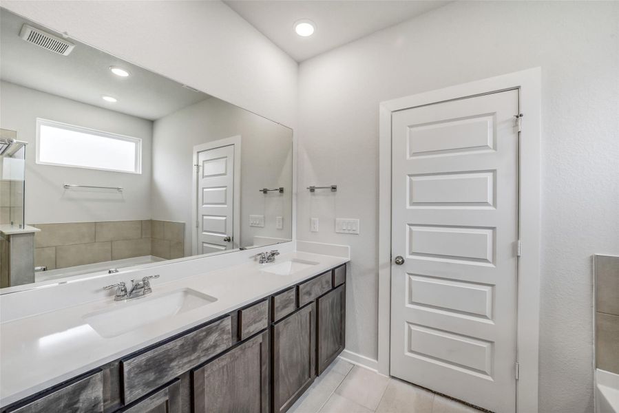 Furnished interior view inside a new home in Windmill Estates, Magnolia (Image 19).
