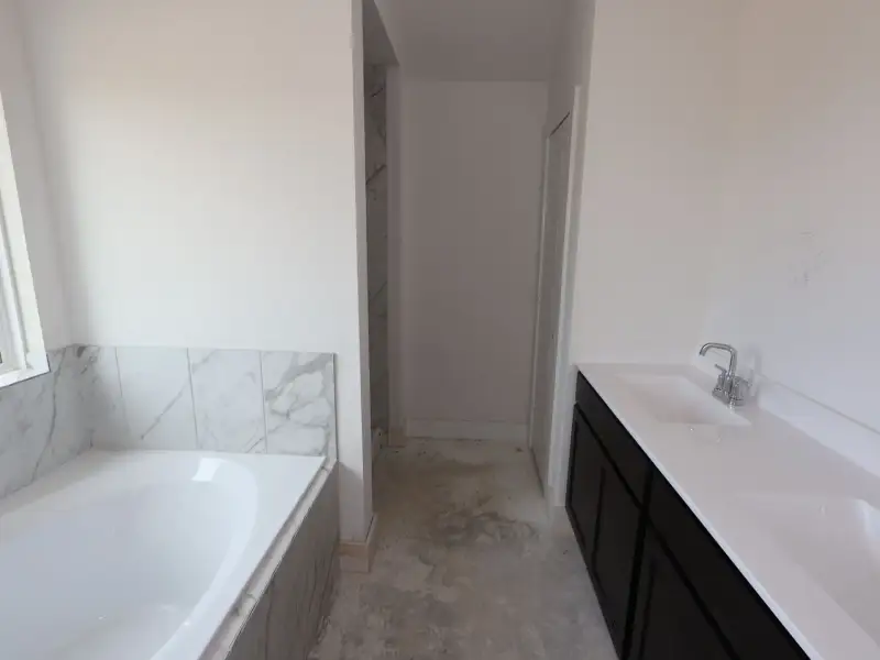 Owner's Bathroom Owner's Bathroom