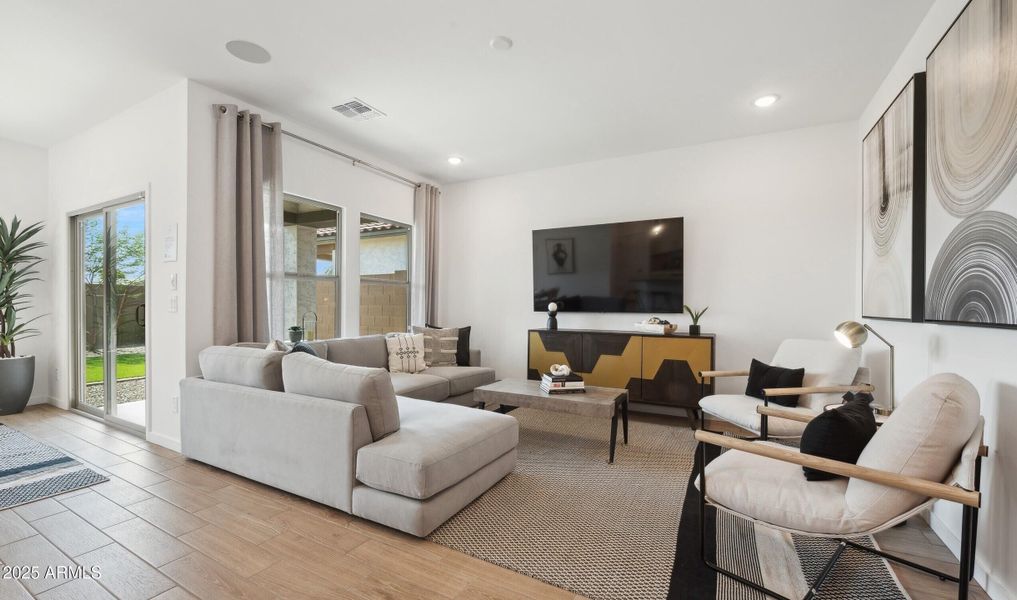 158596_Laveen Springs_Clyde_Great Room_L 158596_Laveen Springs_Clyde_Great Room_L