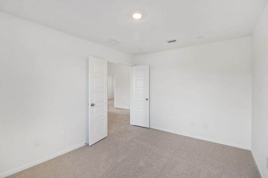 Spacious, unfurnished interior of a new home in Landing Meadows - Premier Series, New Caney (Image 31).