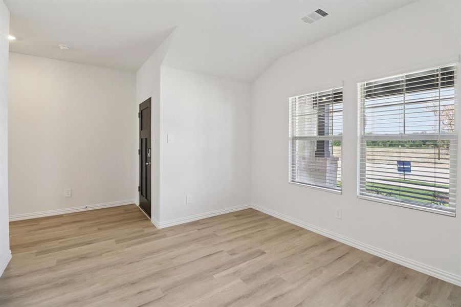 Photo is not of the actual home, but is an inspirational photo of builder’s model home and may depict options, furnishings, and/or decorator features that are not included. Photo is not of the actual home, but is an inspirational photo of builder’s model home and may depict options, furnishings, and/or decorator features that are not included.