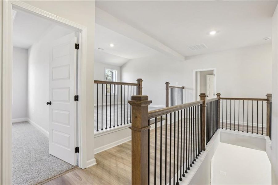 Spacious, unfurnished interior of a new home in Ponderosa Farms Manor, Gainesville (Image 26).