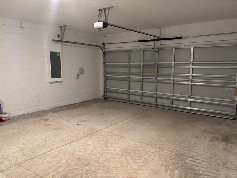 Spacious, unfurnished interior of a new home in Aspire at Palm Coast, Palm Coast (Image 23).