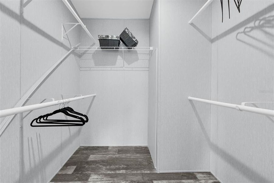 Spacious, unfurnished interior of a new home in , Orlando (Image 21).