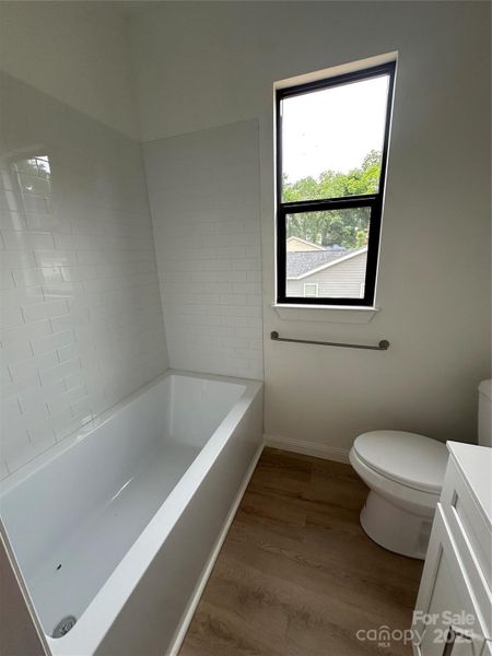 Spacious, unfurnished interior of a new home in , Hickory (Image 7).