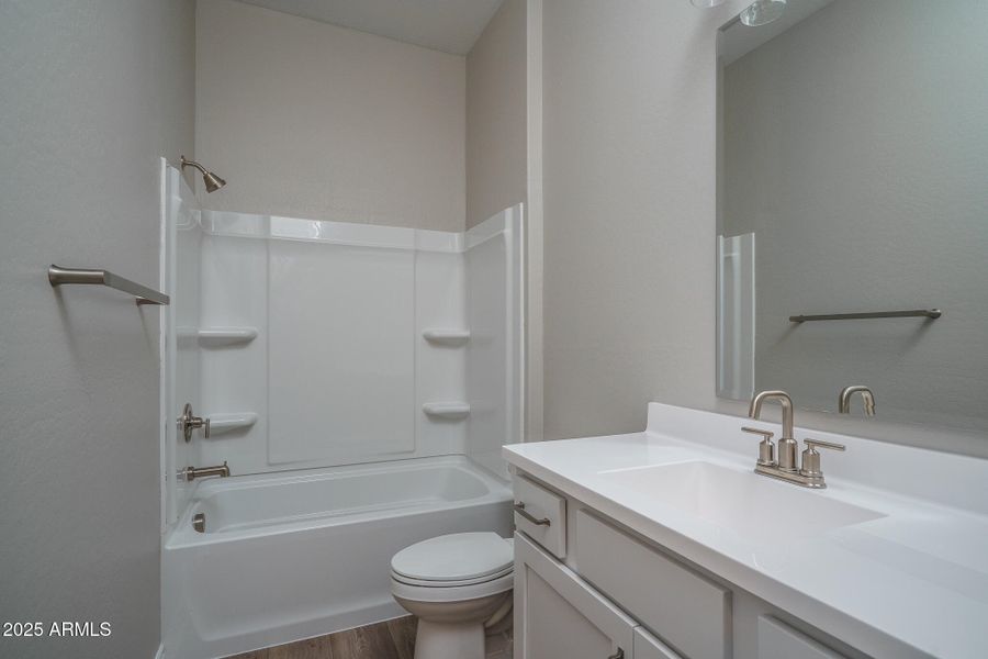 17) BATH 2 17) BATH 2