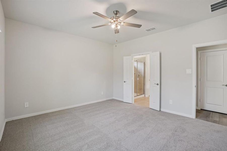 Photo is not of the actual home, but is an inspirational photo of builder’s model home and may depict options, furnishings, and/or decorator features that are not included.