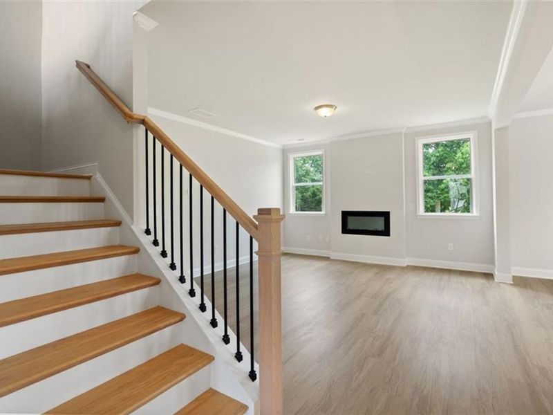 Spacious, unfurnished interior of a new home in Wehunt Meadows, Hoschton (Image 19).