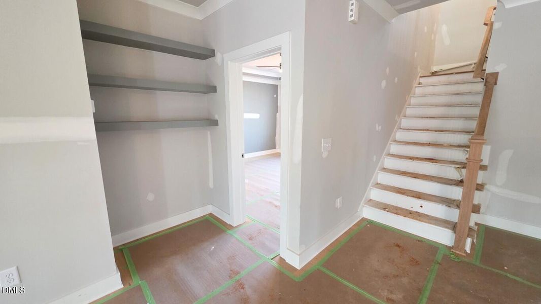 212 Rawhide (18) (Medium)