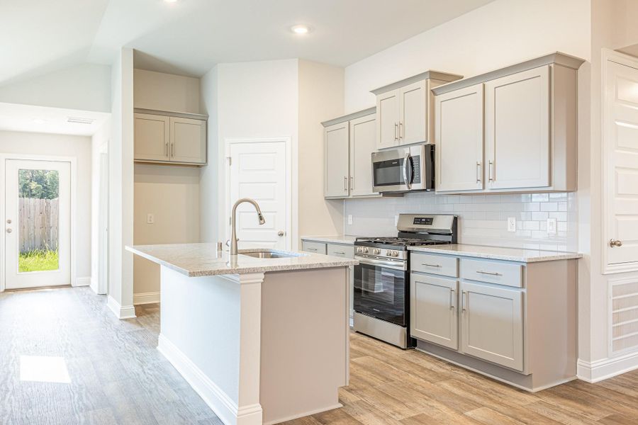 Furnished interior view inside a new home in Stonebrooke, Conroe (Image 7). Furnished interior view inside a new home in Stonebrooke, Conroe (Image 7).
