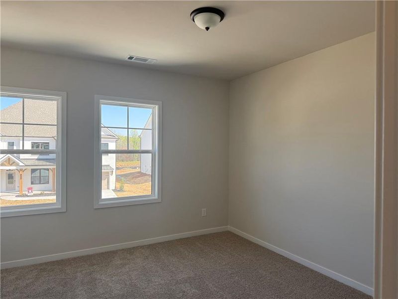 Spacious, unfurnished interior of a new home in Rosewood Lake Estates, Hoschton (Image 23).