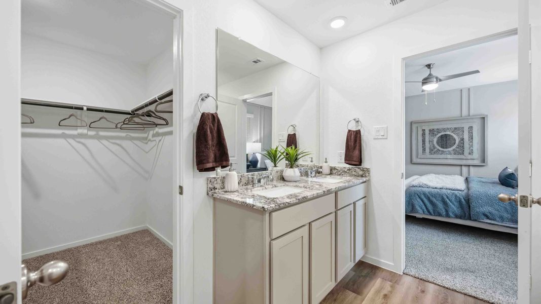 Furnished interior view inside a new home in Allison Park, Houston (Image 10).