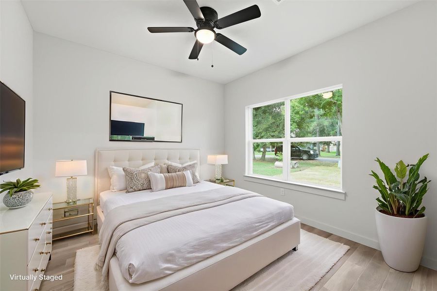 Furnished interior view inside a new home in , Conroe (Image 9).