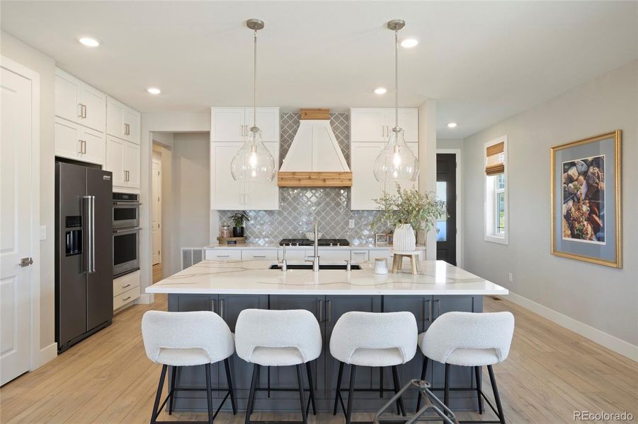 Spacious kitchen with Kitchen-Aide appliances