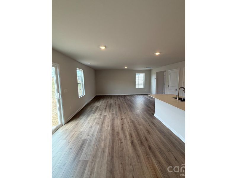 Spacious, unfurnished interior of a new home in Cleveland Hill, Shelby (Image 18).