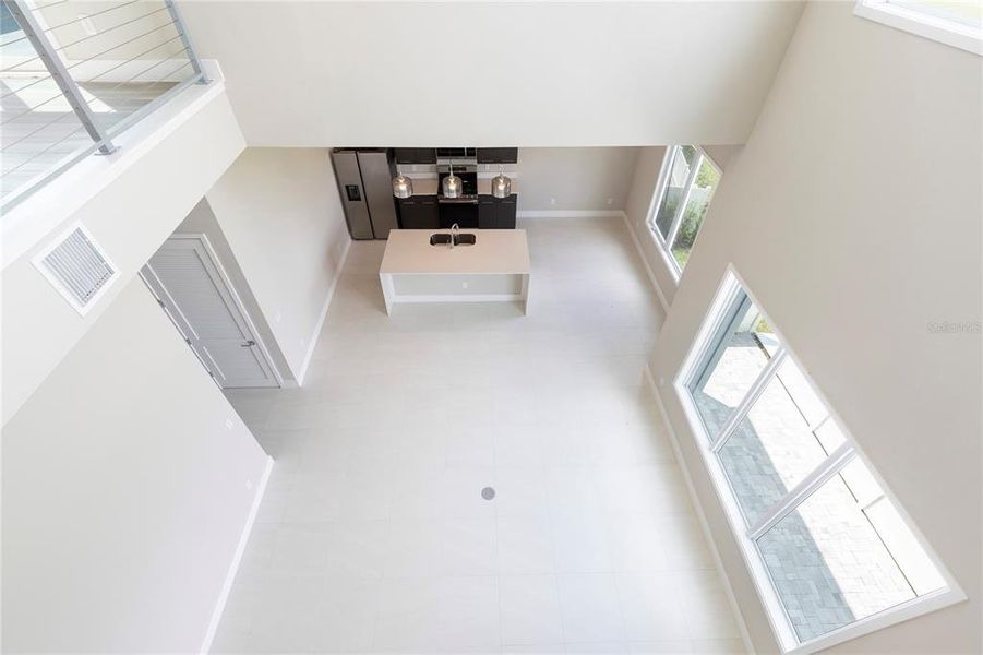 Spacious, unfurnished interior of a new home in , Reunion (Image 12). Spacious, unfurnished interior of a new home in , Reunion (Image 12).